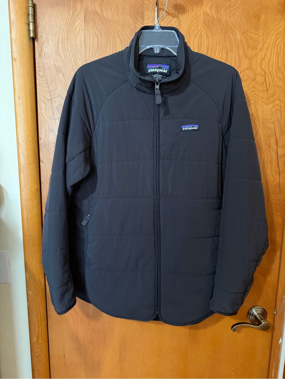 Patagonia Women's pack in jacket xl Black Quilted Puffer Jacket